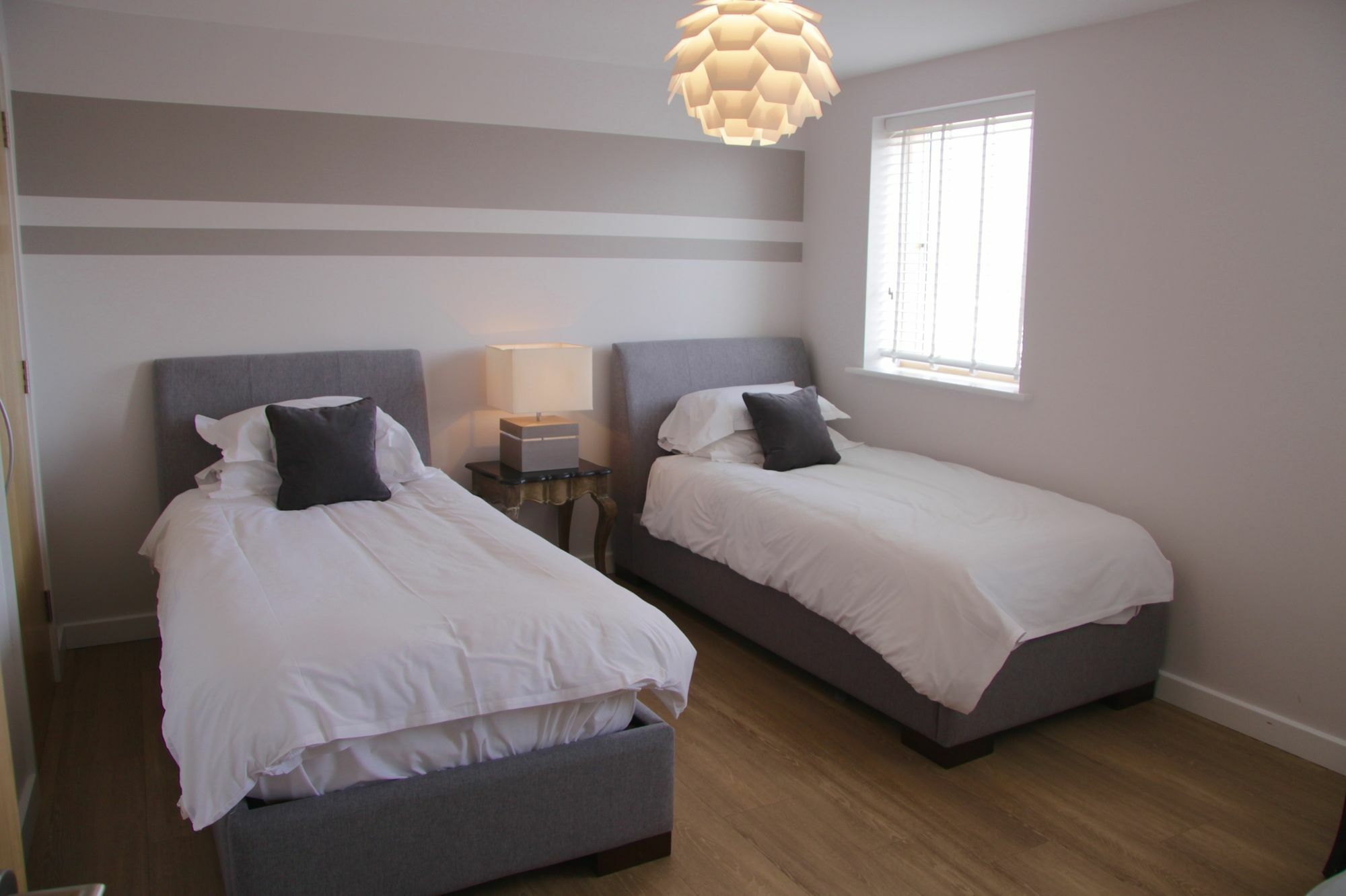 Lux Living Apartments - Florian House Кембридж Екстер'єр фото